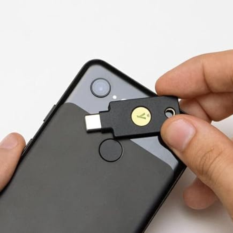 Security Key C NFC by Yubico